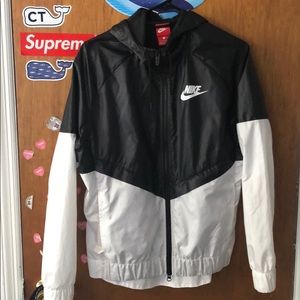 Nike Sportswear Windrunner Women’s Jacket